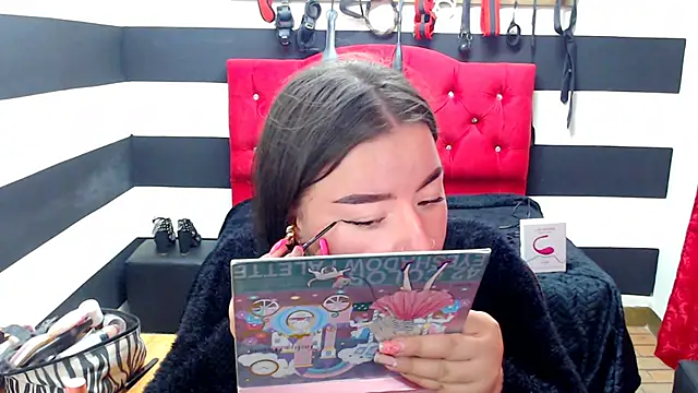 Snapshot of Marian_Ran chatting on 14, 1, 2025 Marian Ran online show from 14, 1, 2025