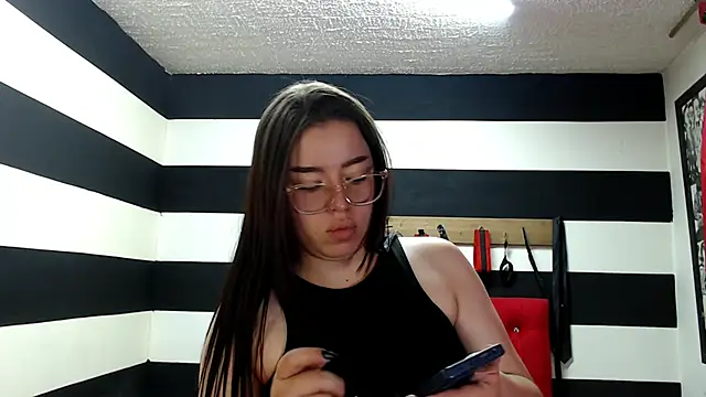 Snapshot of Marian_Ran chatting on 20, 2, 2025 Marian Ran online show from 20, 2, 2025