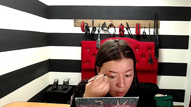 Snapshot of Marian_Ran chatting on 7, 3, 2025 Marian Ran online show from 7, 3, 2025