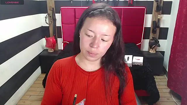 Snapshot of Marian_Ran chatting on 13, 9, 2025 Marian Ran online show from 13, 9, 2025