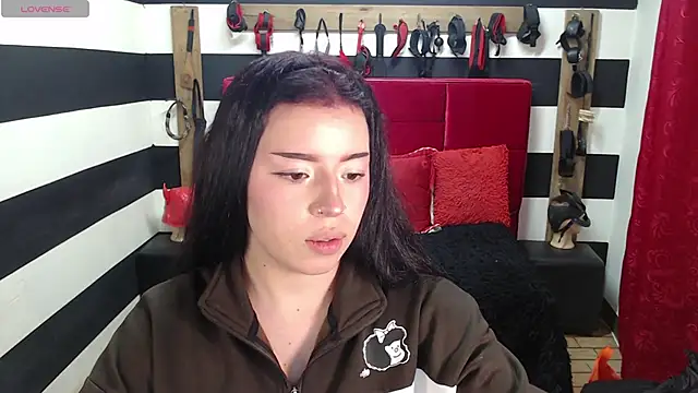 Snapshot of Marian_Ran chatting on 15, 9, 2025 Marian Ran online show from 15, 9, 2025