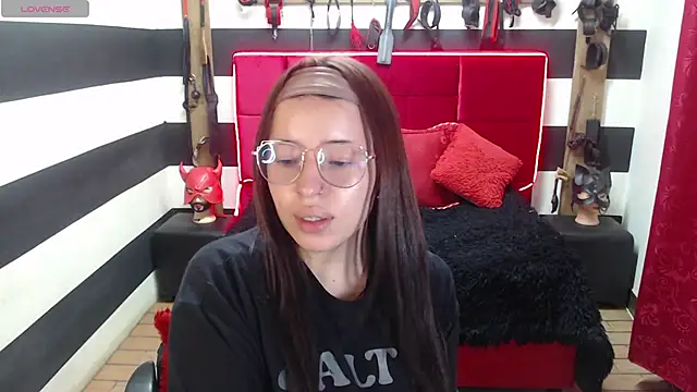 Snapshot of Marian_Ran chatting on 6, 10, 2025 Marian Ran online show from 6, 10, 2025