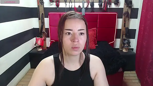 Snapshot of Marian_Ran chatting on 18, 10, 2025 Marian Ran online show from 18, 10, 2025