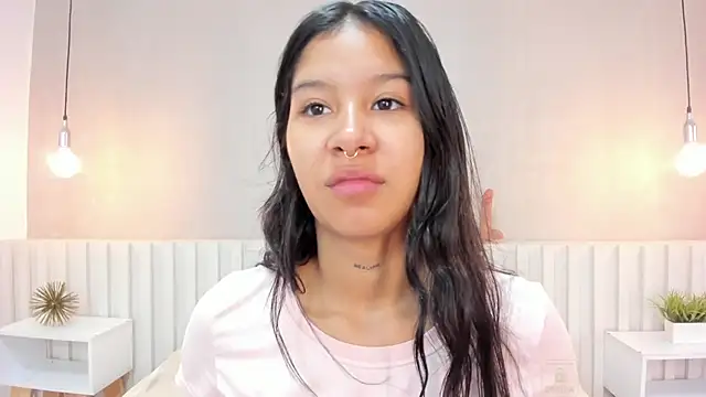 Snapshot of Aida_moreno chatting on 28, 1, 2025 Aida moreno online show from 28, 1, 2025