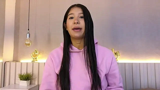 Snapshot of Aida_moreno chatting on 11, 3, 2026 Aida moreno online show from 11, 3, 2026