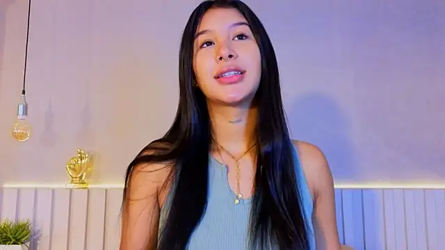 Snapshot of Aida_moreno chatting on 24, 3, 2026 Aida moreno online show from 24, 3, 2026