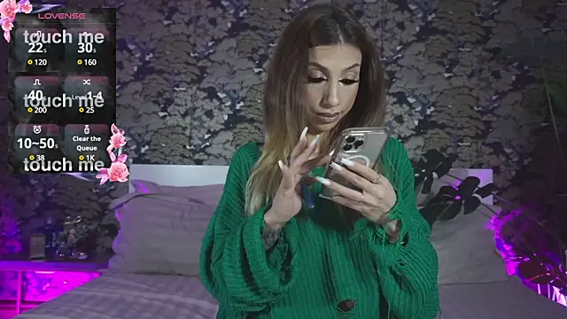 BrianaGolddenn online show from 22, 12, 2024