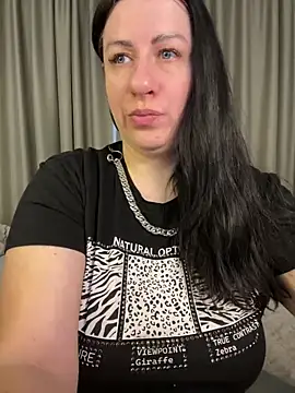 Evelinia online show from 10, 1, 2025