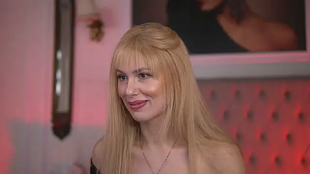 AdelineKing online show from 26, 1, 2025