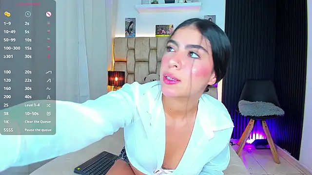 little sophie18 online show from 17, 11, 2025