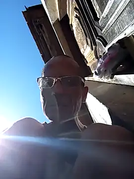 nevessartori online show from 31, 12, 2024