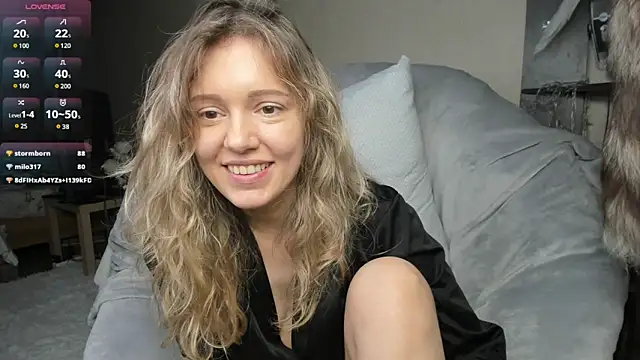 foxy blond online show from 21, 3, 2025