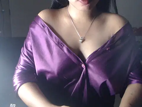 Snapshot of DevilErin chatting on 9, 11, 2025 DevilErin online show from 9, 11, 2025