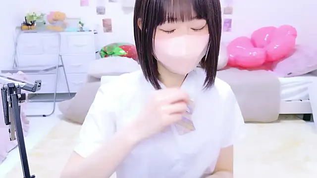 Snapshot of Im_Yu-na chatting on 4, 4, 2026 Im Yu-na online show from 4, 4, 2026