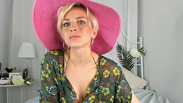 SakuFox online show from 21, 3, 2025