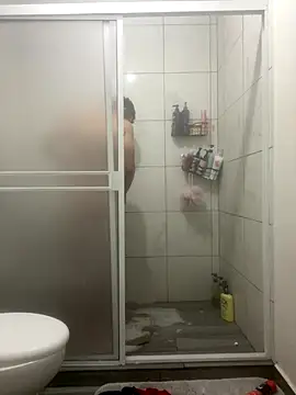 Snapshot of kevinsito1 chatting on 4, 12, 2025 kevinsito1 online show from 4, 12, 2025