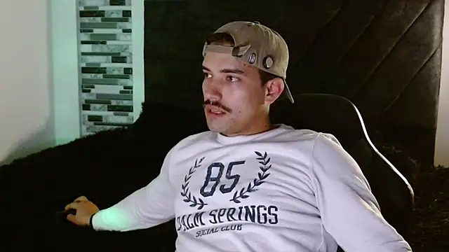 Snapshot of Ian_Daviz chatting on 24, 3, 2026 Ian Daviz online show from 24, 3, 2026