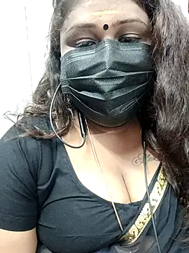 Snapshot of simran21 chatting on 28, 12, 2024 simran21 online show from 28, 12, 2024