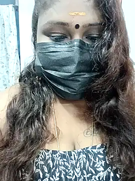 Snapshot of simran21 chatting on 2, 2, 2025 simran21 online show from 2, 2, 2025