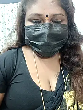 Snapshot of simran21 chatting on 7, 3, 2025 simran21 online show from 7, 3, 2025