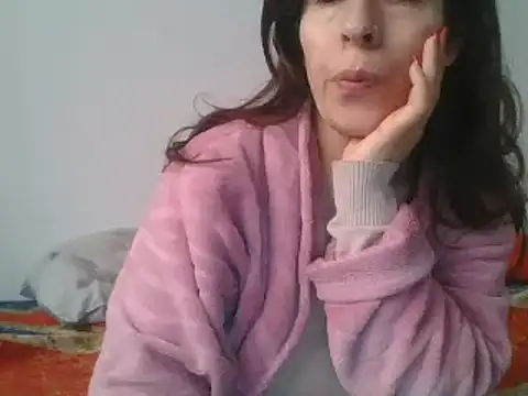 hairygirl80 online show from 4, 2, 2025