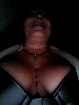 Isabellaa Garcia  online show from 28, 1, 2025
