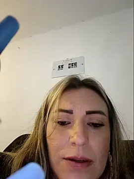 Isabellaa Garcia  online show from 17, 2, 2025