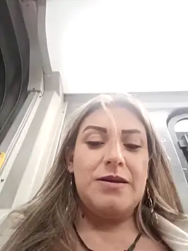 Isabellaa Garcia  online show from 7, 3, 2025