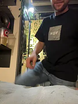 Snapshot of SmokingSloth chatting on 9, 2, 2025 SmokingSloth online show from 9, 2, 2025