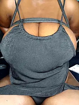 Snapshot of BlackJaguar30 chatting on 9, 4, 2026 BlackJaguar30 online show from 9, 4, 2026