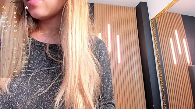 EvaaLovia1 online show from 25, 5, 2026