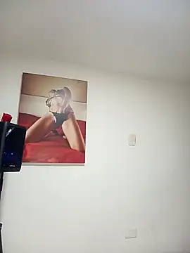 skarleth001 online show from 12, 1, 2025