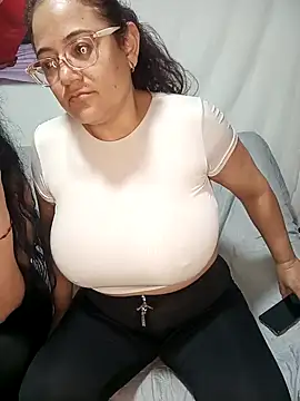 skarleth001 online show from 18, 1, 2025