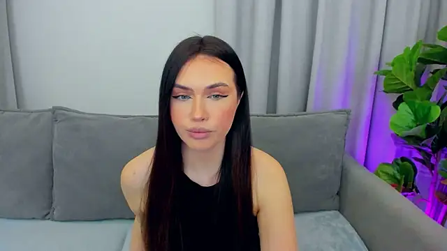 Snapshot of sexyangeloux chatting on 21, 2, 2026 sexyangeloux online show from 21, 2, 2026