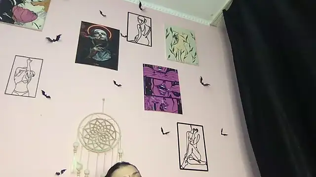 MoonAgnes online show from 15, 1, 2025