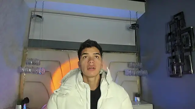 AndyPalmer  online show from 11, 1, 2025