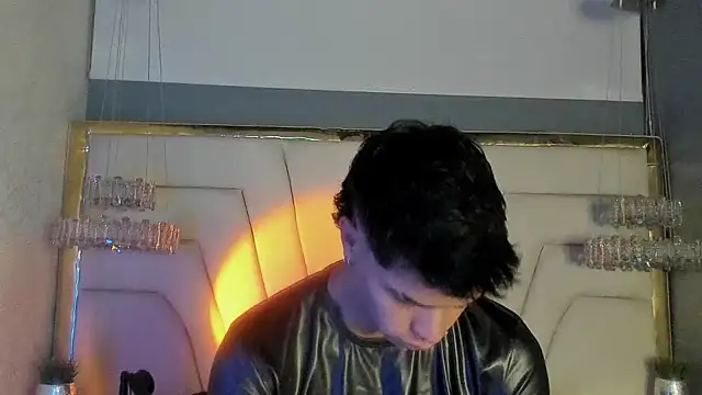 AndyPalmer  online show from 6, 2, 2025