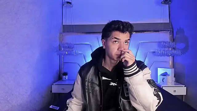 AndyPalmer  online show from 11, 2, 2025