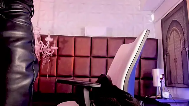 AndyPalmer  online show from 12, 3, 2025