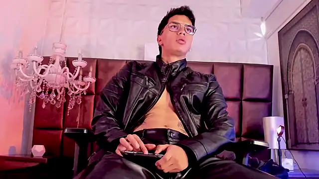 AndyPalmer  online show from 12, 3, 2025