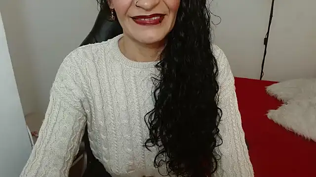 Snapshot of AlexandraJones_ chatting on 14, 2, 2025 AlexandraJones  online show from 14, 2, 2025
