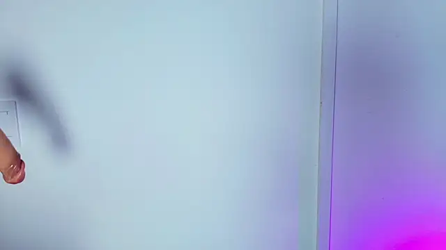 Snapshot of Lizz_Tender chatting on 11, 3, 2025 Lizz Tender online show from 11, 3, 2025