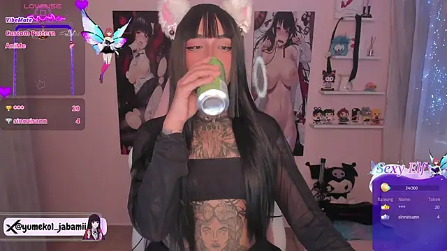 Snapshot of Sweet-bunny1 chatting on 10, 2, 2025 Sweet-bunny1 online show from 10, 2, 2025