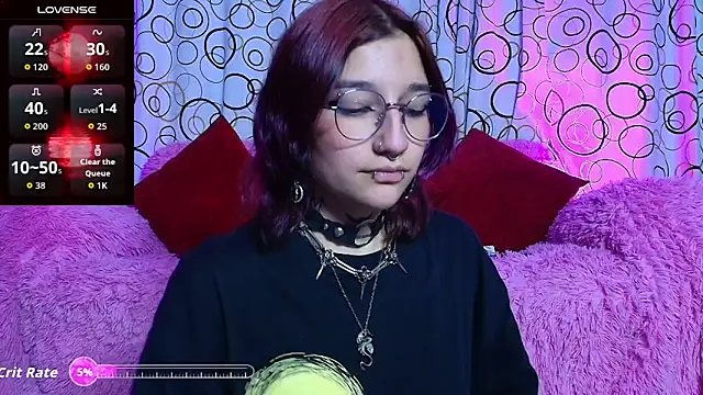 SukiFuyu  online show from 14, 10, 2025