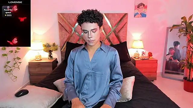 nickolas moon online show from 1, 11, 2025