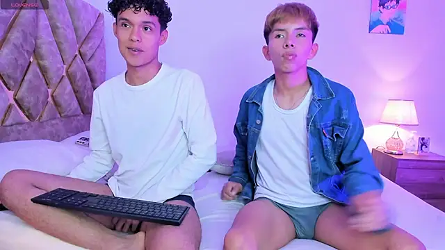 nickolas moon online show from 3, 12, 2025