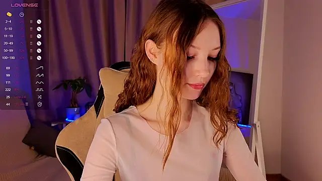 AliseVine online show from 7, 2, 2025