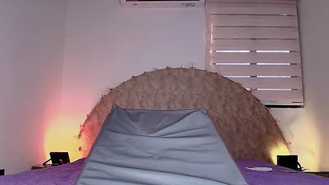 anisha x online show from 29, 11, 2025