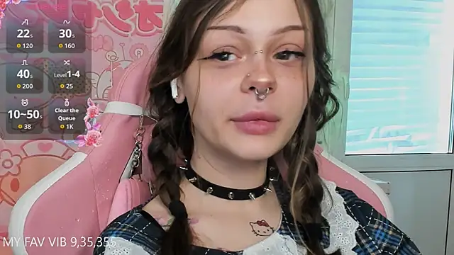 Snapshot of shy_melony chatting on 9, 3, 2026 shy melony online show from 9, 3, 2026