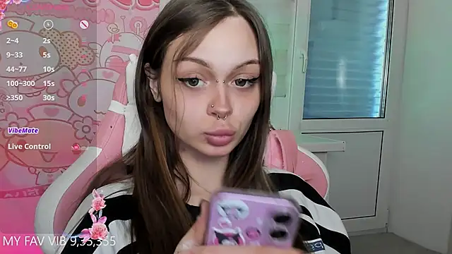 Snapshot of shy_melony chatting on 30, 3, 2026 shy melony online show from 30, 3, 2026